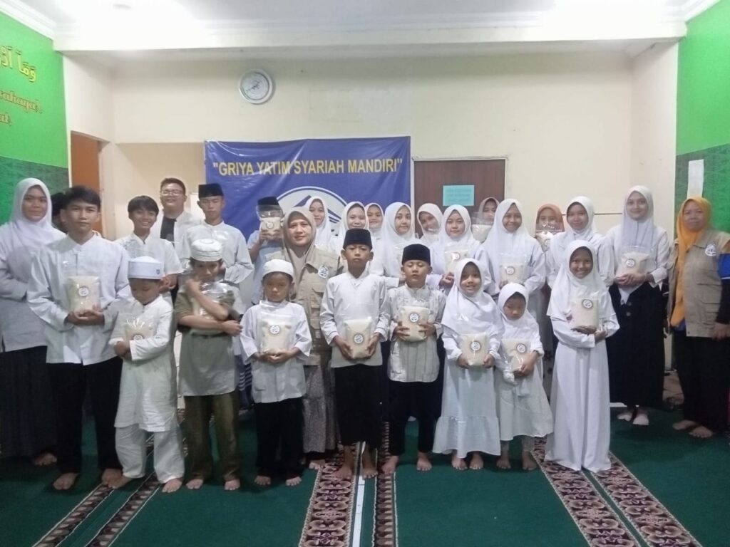 Kegiatan Maulid Nabi GYS peduli