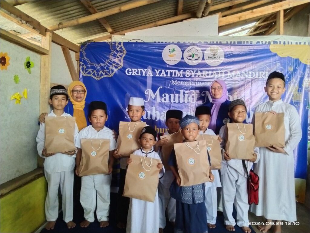 Kegiatan Maulid Nabi GYS Peduli di cabang Pandeglang