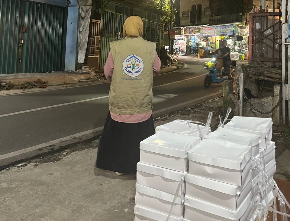 GYS Berbagi Makan Sahur