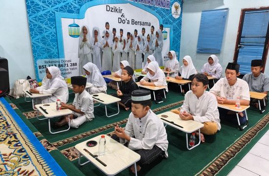 Kegiatan Jumat Berkah GYS bersama anak yatim dan dhuafa