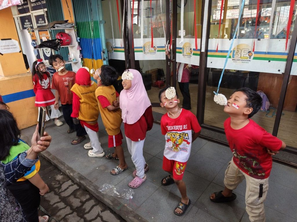 Kegiatan lomba HUT RI ke-81 bersama anak binaan GYS