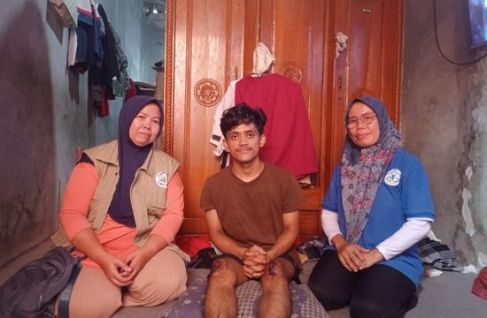 Kunjungan GYS untuk memberikan dukungan kepada Fathir, anak binaan GYS