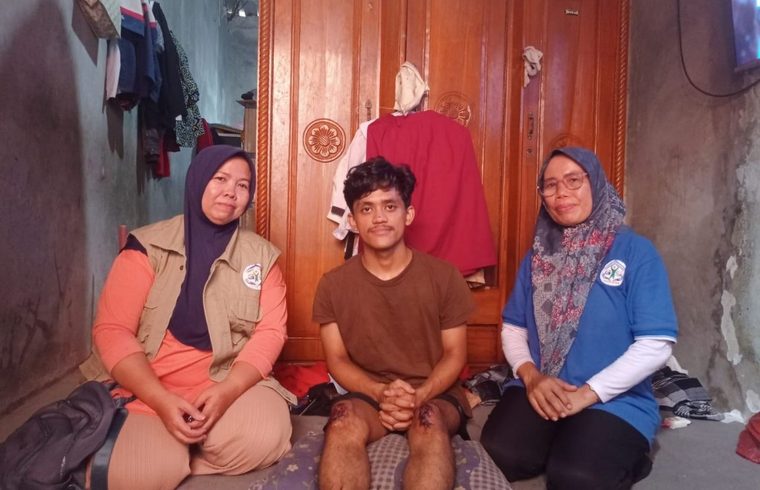 Kunjungan GYS untuk memberikan dukungan kepada Fathir, anak binaan GYS